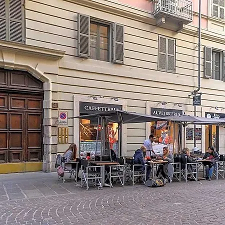 Couette-café Savoia Turin