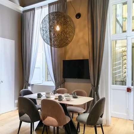 Couette-café Savoia